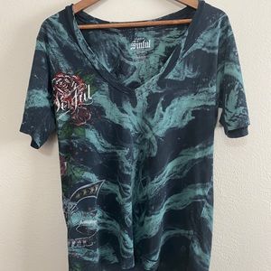 Sinful by Affliction Women’s X-Large V-Neck with Rhinestones